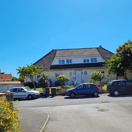 Yassmine Rum i privatbostad Audinghen